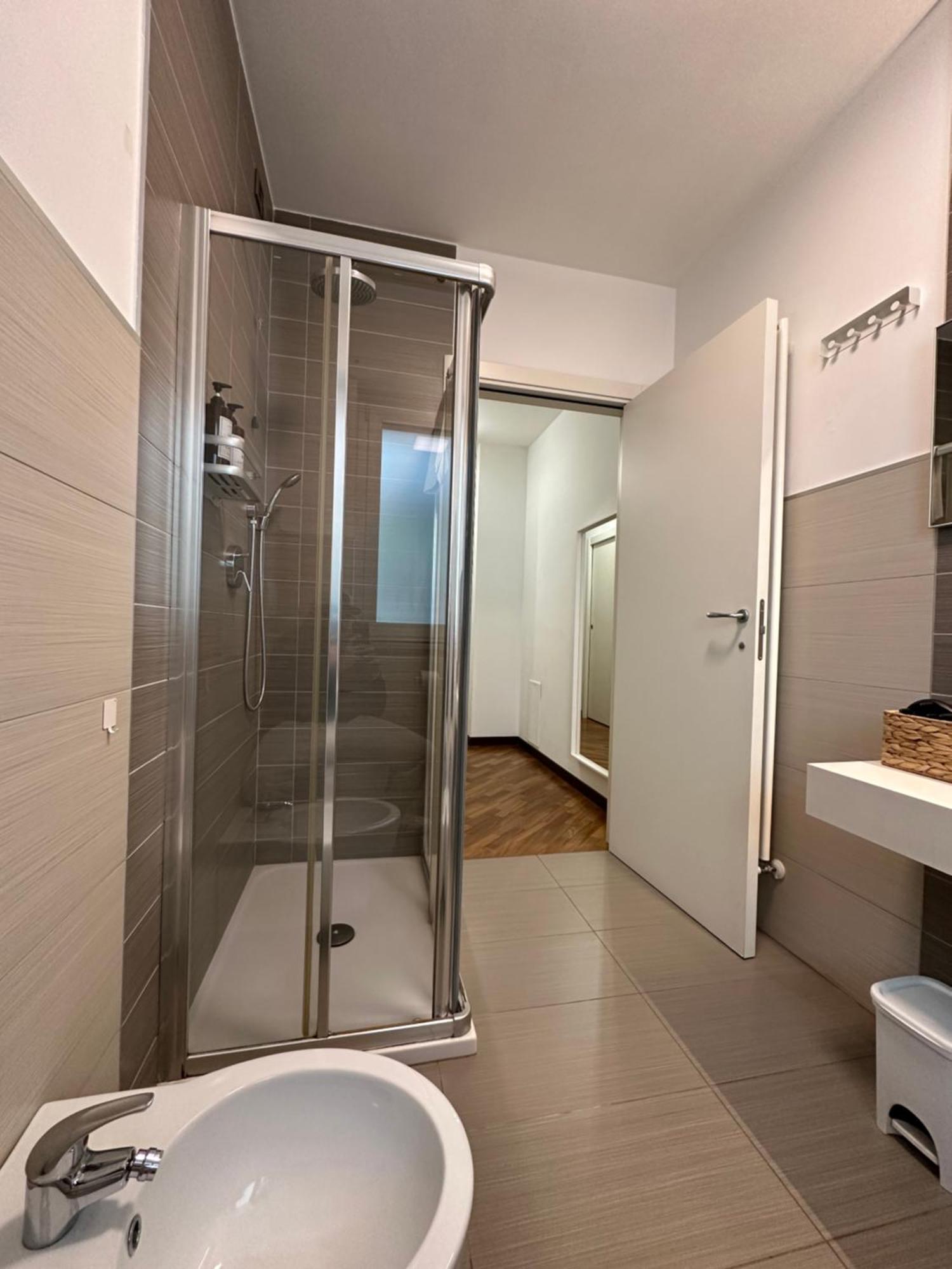 La Casa Di Yasmin_Pescara Centro Apartman Kültér fotó